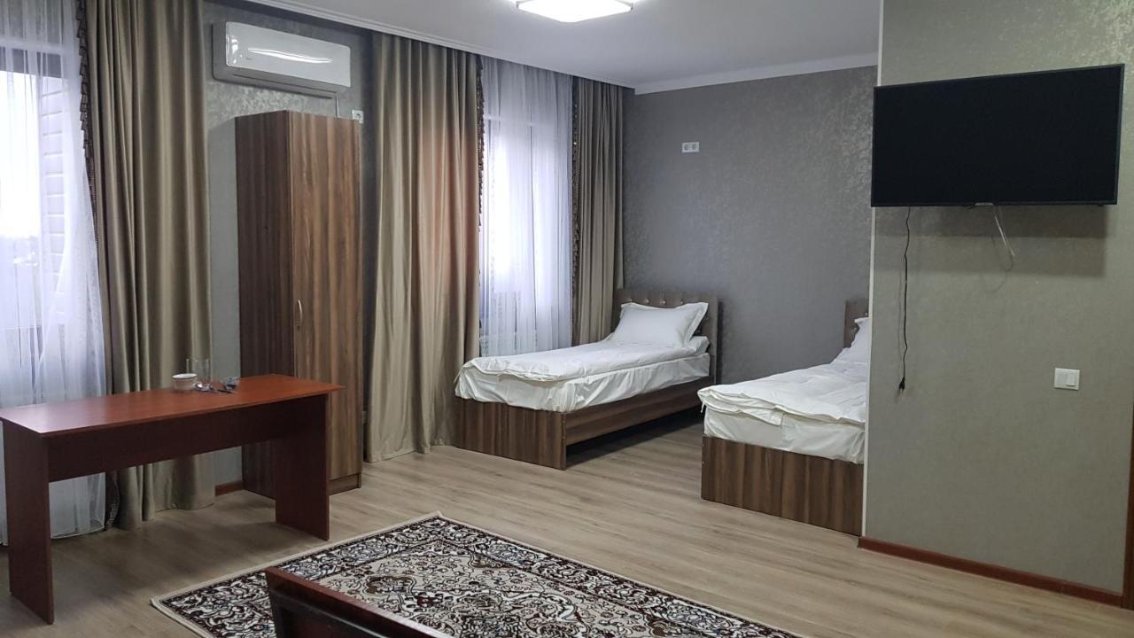 Nomad Hotel Bishkek Halal Eksteriør bilde