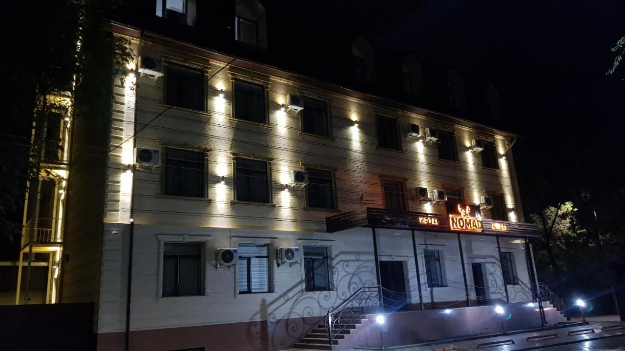 Nomad Hotel Bishkek Halal Eksteriør bilde